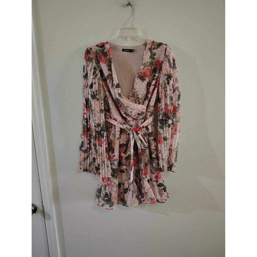 Boohoo Floral Mini Dress Pink Rose Print Pleated Long Sleeve Wrap Tie Waist Sz 4